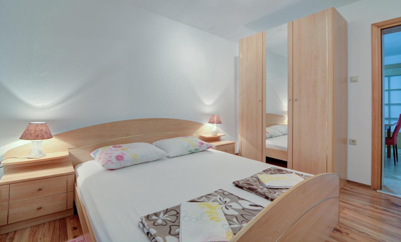 Apartments Lucia Senj 1 Esterno foto